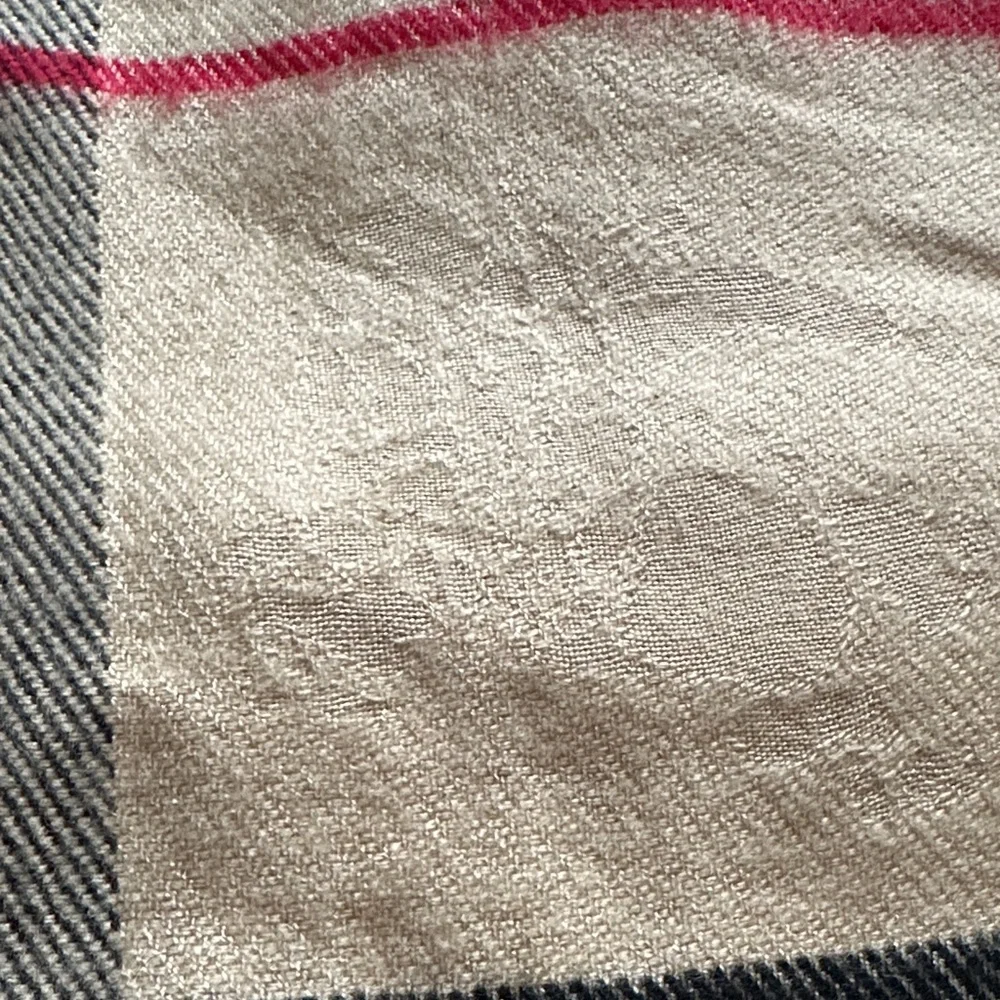 Burberry Beige and Red Cashmere Scarf - Picture 3 of 5